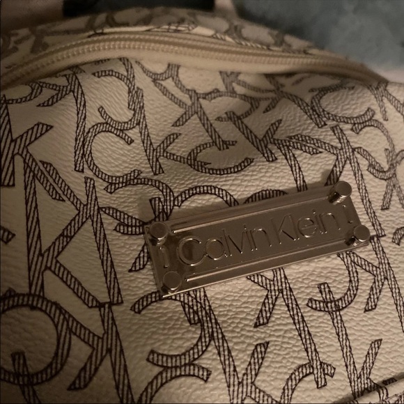 NWT Calvin Klein Medium Backpack - Picture 7 of 7